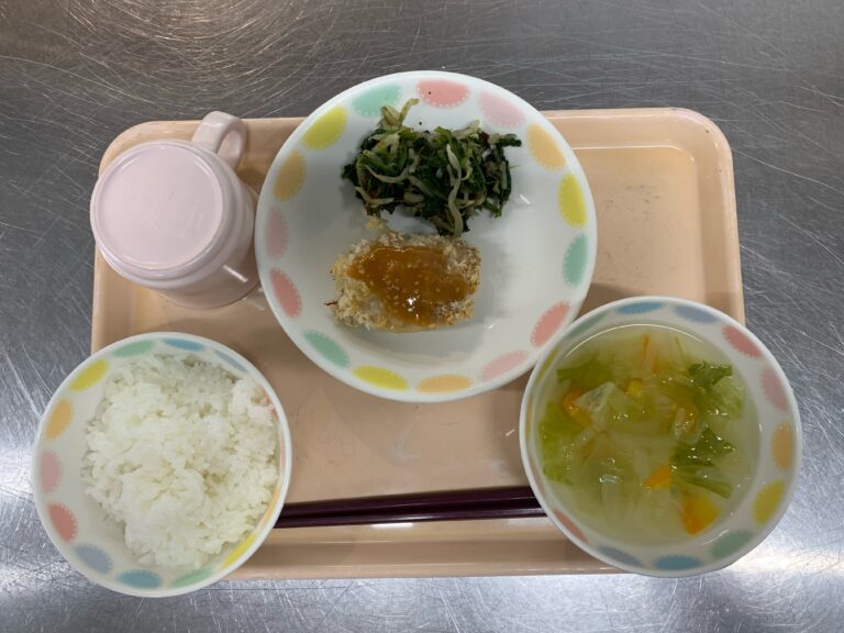 ８/７今日の給食（お誕生日給食）